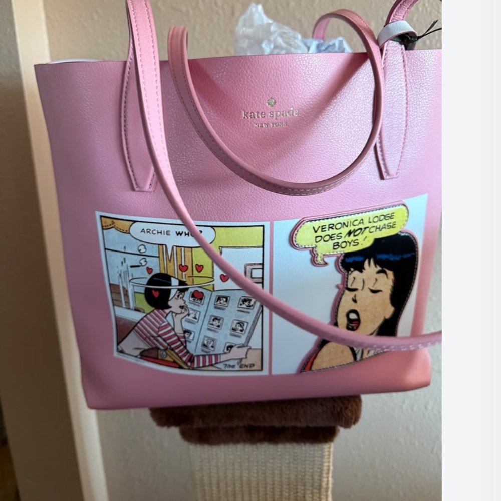 NWT Limited Edition Kate Spade x Archie Comics Reversible Pebbled Leather Tote